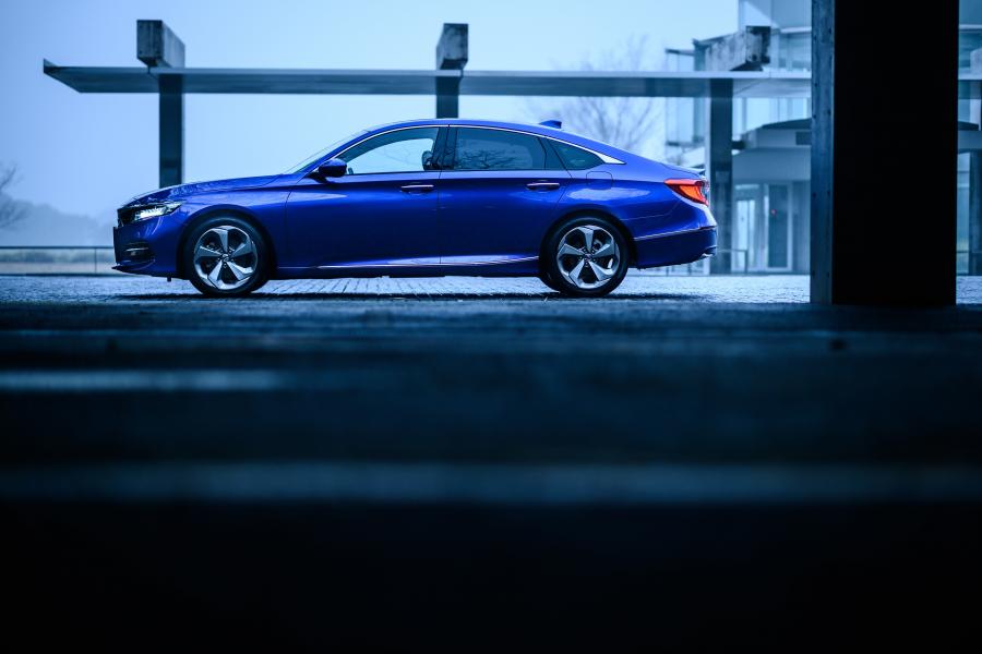  Honda Accord e:HEV (CV) 2020 года  (JP) (фото 12 из 28)
